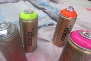 grafiti-cans                     